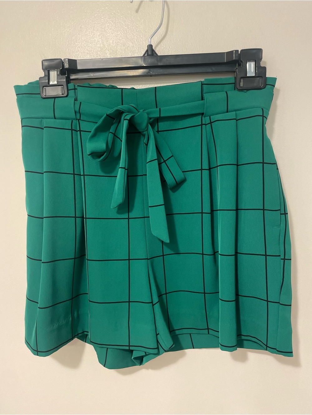 Worthington Size 4P Paper Bag Waist Shorts Tie High Rise Green Plaid dressy